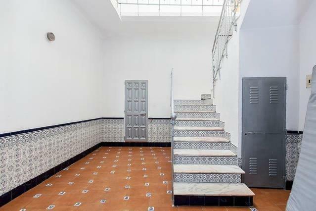 Centro Madrid Rio - Monederos C Apartment Luaran gambar